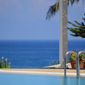 4* Hotel Crystal Springs