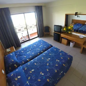 Mimosa Hotel