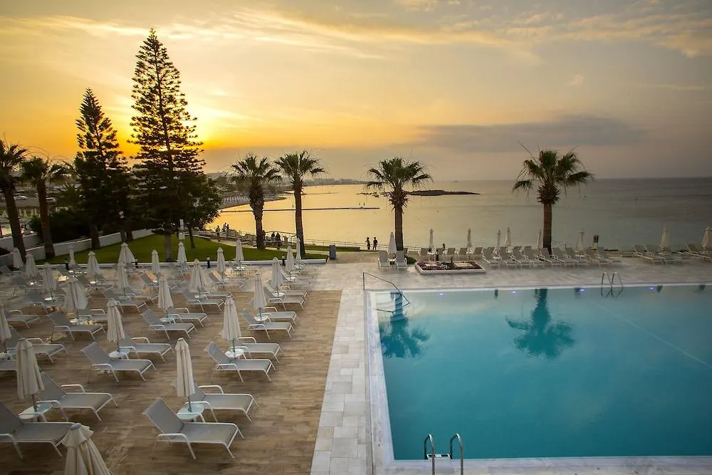 Hôtel Louis Nausicaa Beach à Protaras