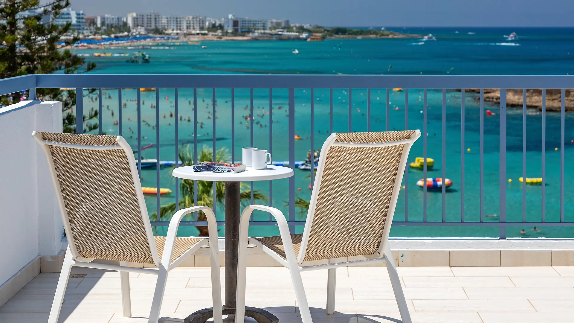 Hôtel Louis Nausicaa Beach à Protaras