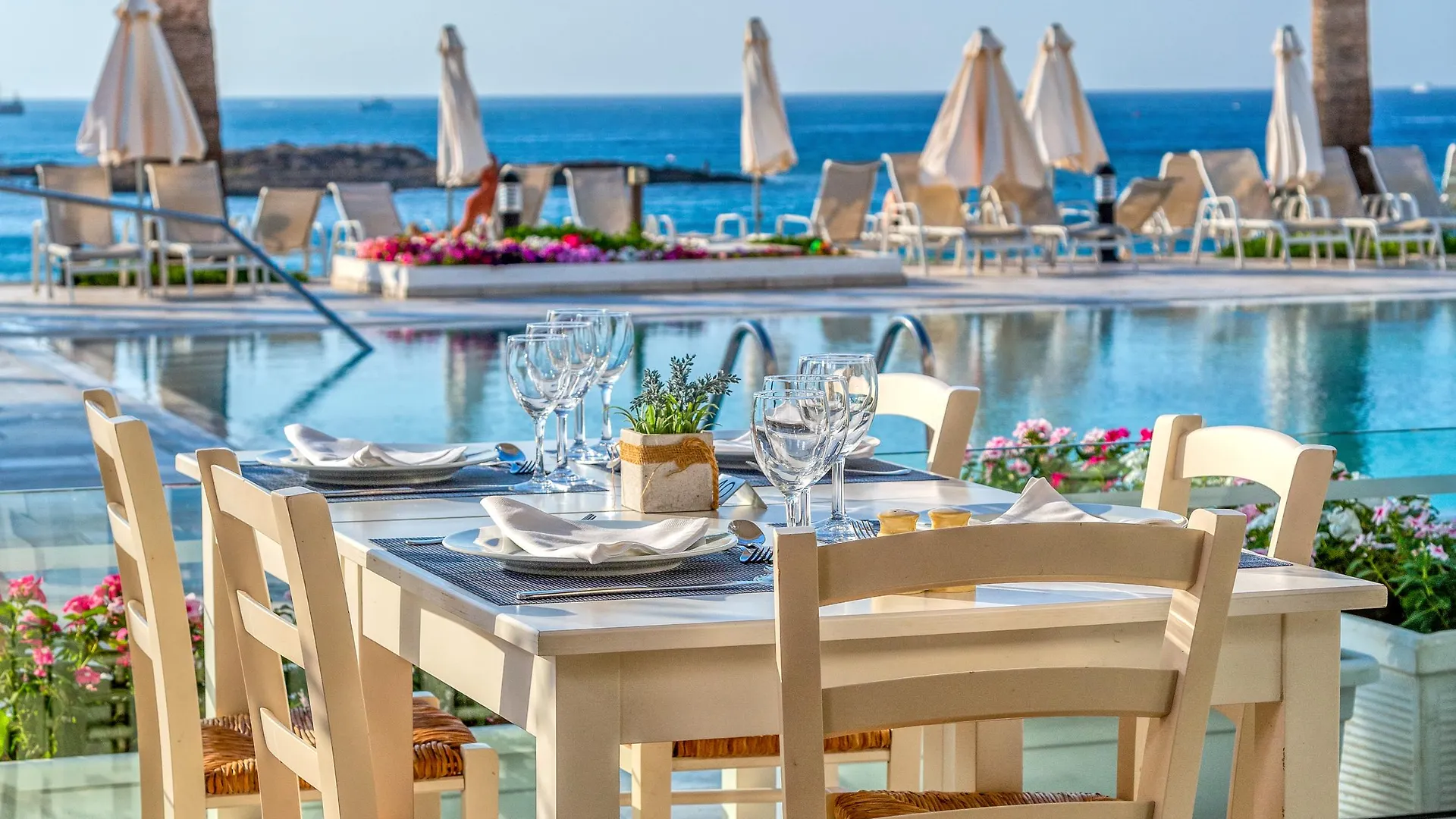 Hôtel Louis Nausicaa Beach à Protaras