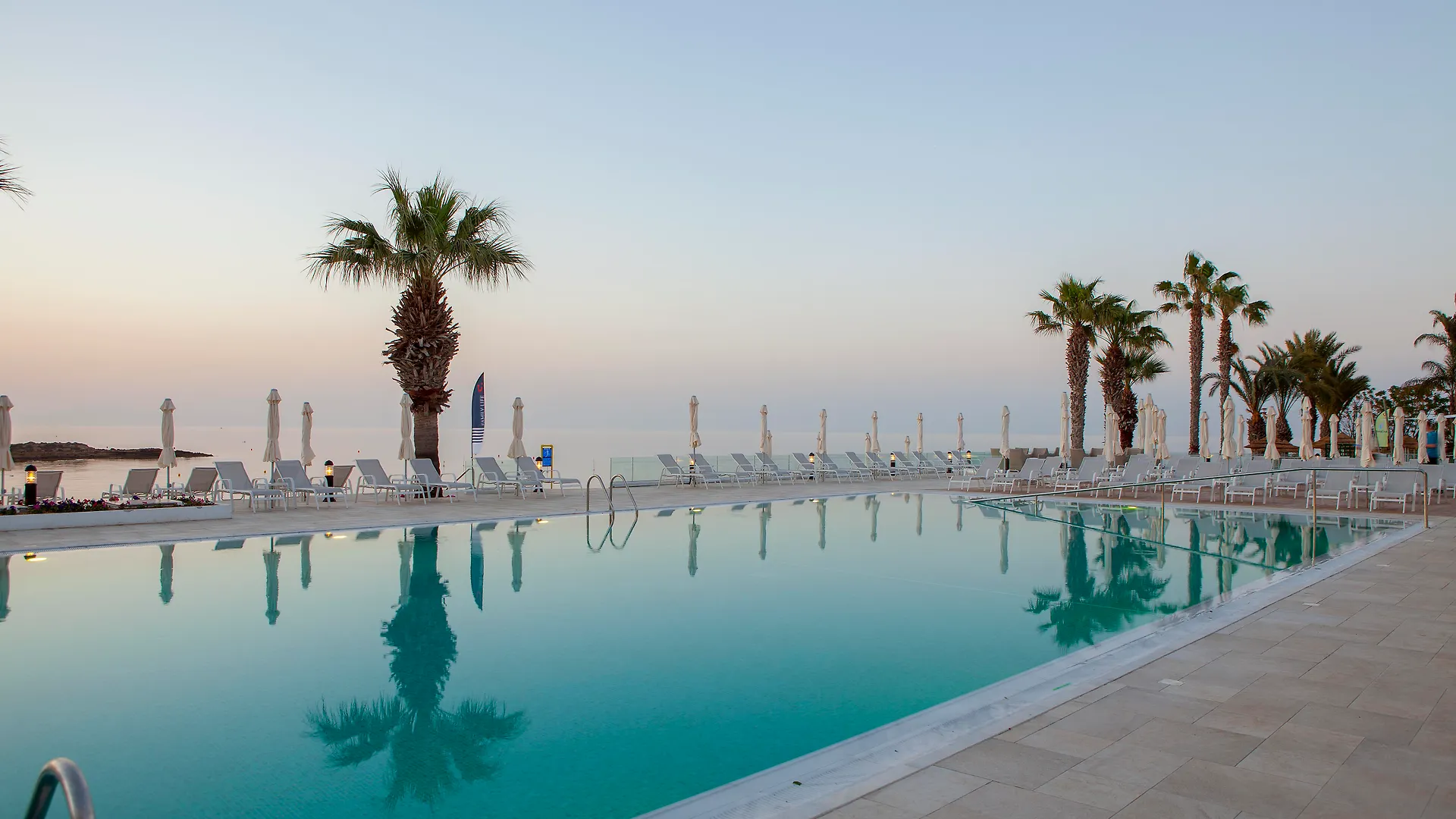 Hôtel Louis Nausicaa Beach à Protaras