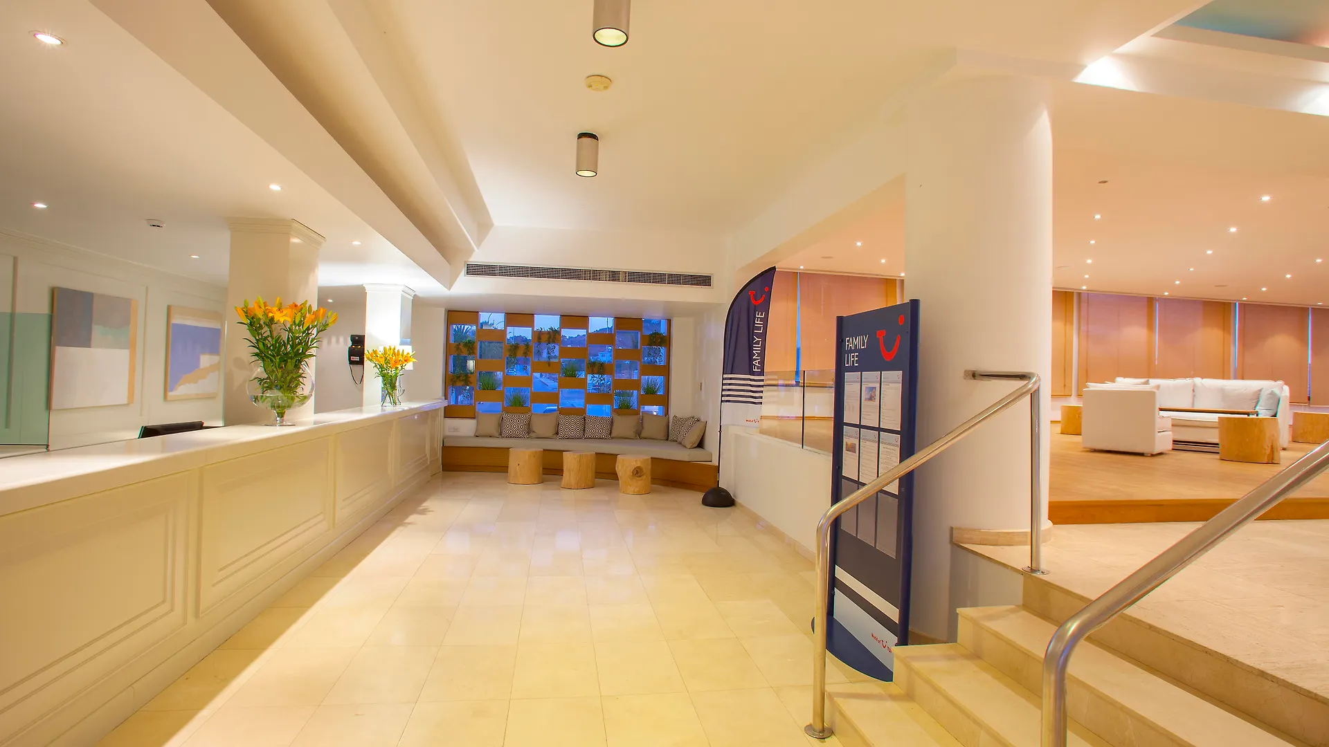 Hôtel Louis Nausicaa Beach à Protaras 0*,