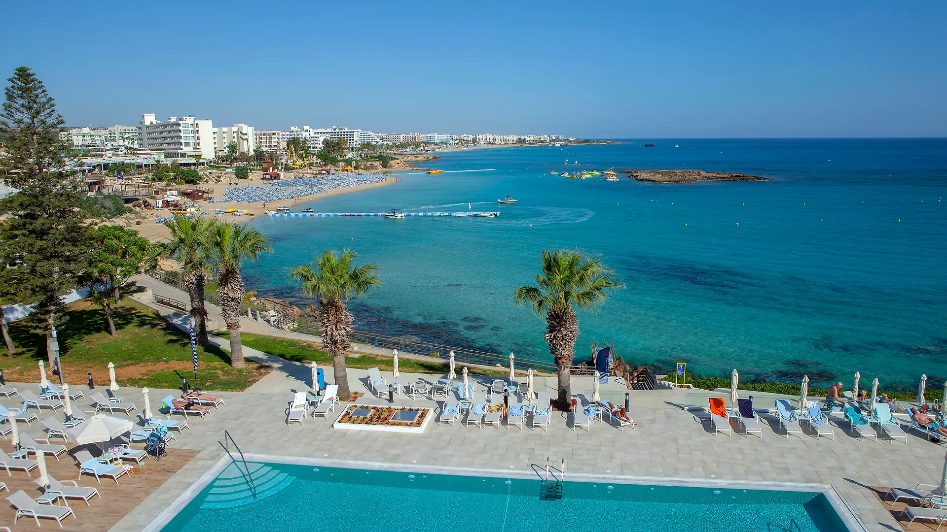 Hôtel Louis Nausicaa Beach à Protaras