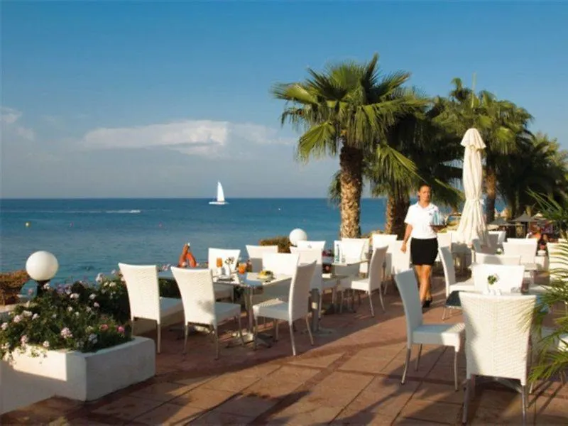 Hôtel Louis Nausicaa Beach à Protaras 0*,